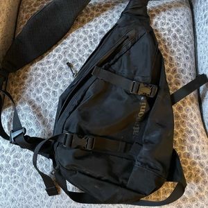 Patagonia shoulder bag